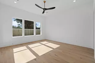 8021 Turquoise Ln, Houston, TX 77055 - Photo 28