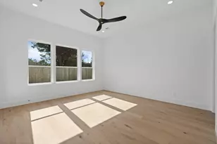 8021 Turquoise Ln, Houston, TX 77055 - Photo 28