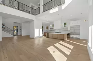 8021 Turquoise Ln, Houston, TX 77055 - Photo 14