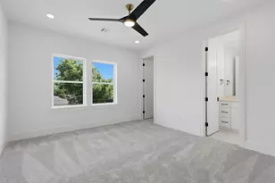 8021 Turquoise Ln, Houston, TX 77055 - Photo 38