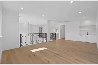 8021 Turquoise Lane, Houston, TX 77055 - Photo 38