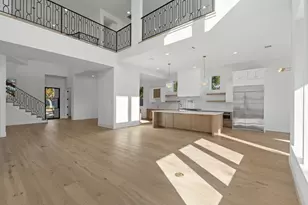 8021 Turquoise Ln, Houston, TX 77055 - Photo 14