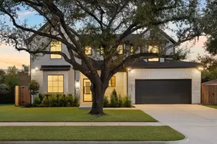 8021 Turquoise Ln, Houston, TX 77055 - Photo 4