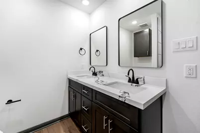 7987 Chateau Street #D, Houston, TX 77028 - Photo 30