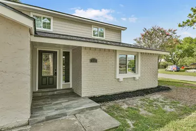 3727 Thursa Lane, Friendswood, TX 77546 - Photo 4