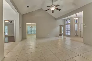 2 Village Knoll Pl, The Woodlands, TX 77381 - Photo 16