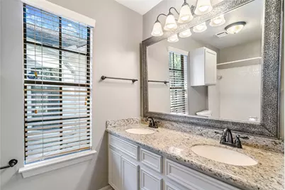 2 Village Knoll Place, The Woodlands, TX 77381 - Photo 28