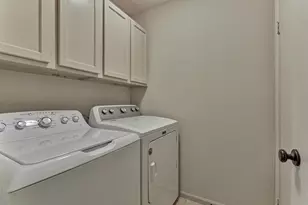 2 Village Knoll Pl, The Woodlands, TX 77381 - Photo 32