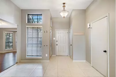2 Village Knoll Place, The Woodlands, TX 77381 - Photo 6