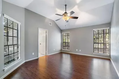 2 Village Knoll Place, The Woodlands, TX 77381 - Photo 20