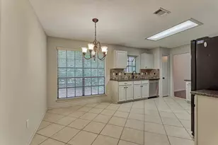 2 Village Knoll Pl, The Woodlands, TX 77381 - Photo 20