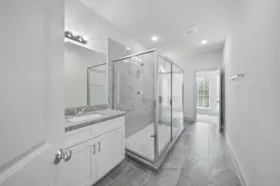 7242 St Augustine St, Houston, TX 77021 - Photo 14