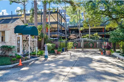 6 River Hollow Lane, Houston, TX 77027 - Photo 46