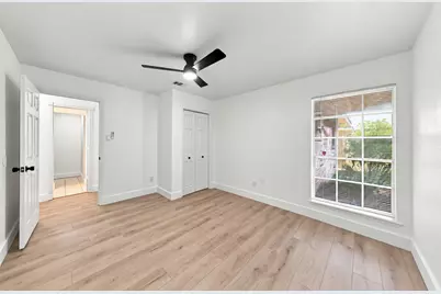2413 Shadowdale Drive, Houston, TX 77043 - Photo 14