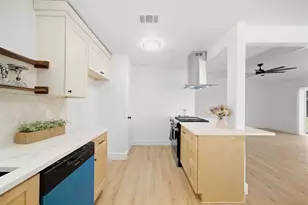 2413 Shadowdale Dr, Houston, TX 77043 - Photo 10