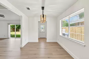 2413 Shadowdale Dr, Houston, TX 77043 - Photo 6