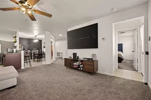 9426 Peridot Green Dr, Rosharon, TX 77583 - Photo 14