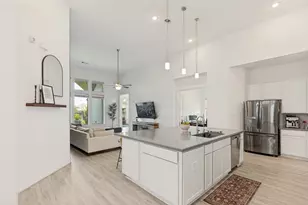 4923 Opal Sunset Ct, League City, TX 77573 - Photo 6