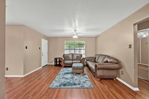 12821 Donegal Way, Houston, TX 77047 - Photo 6