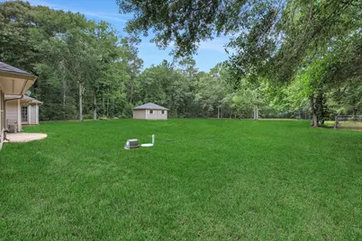 23943 Lost Spur, New Caney, TX 77357 - Photo 32