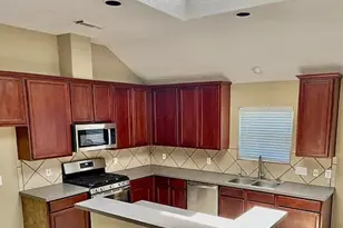 9019 Morningstar Dr, Sugar Land, TX 77479 - Photo 2