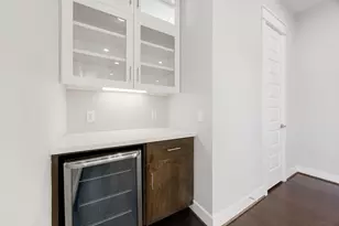 904 W 25th St, Houston, TX 77008 - Photo 14