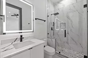 3118 Clay St, Houston, TX 77003 - Photo 8