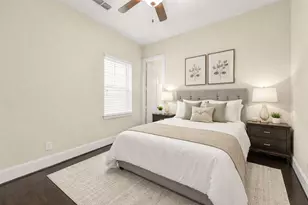 734 N Shepherd Dr, Houston, TX 77007 - Photo 28