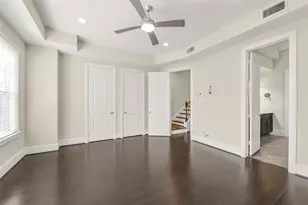 734 N Shepherd Dr, Houston, TX 77007 - Photo 22