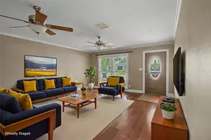 7213 Youpon Dr, Galveston, TX 77551 - Photo 4