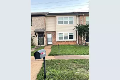 8300 Oakhaven Road, La Porte, TX 77571 - Photo 1