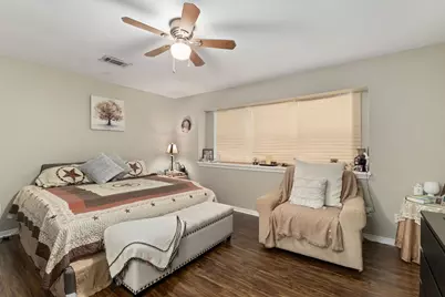 8300 Oakhaven Road, La Porte, TX 77571 - Photo 8