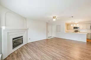 8051 Bay Branch Dr, The Woodlands, TX 77382 - Photo 6
