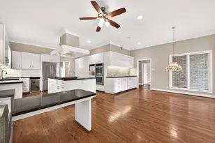 3007 Bainbridge Ct, Sugar Land, TX 77478 - Photo 14