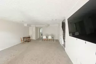 443 N Post Oak Ln, Houston, TX 77024 - Photo 2