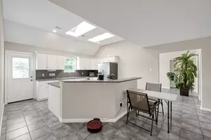 12102 Mustang Ave, Willis, TX 77378 - Photo 10