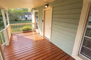 911 Kemp St, Boling, TX 77420 - Photo 4