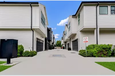 3512 Oak Forest Grove Drive, Houston, TX 77018 - Photo 2