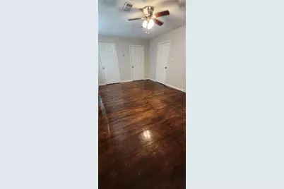 5655 Meadow Creek Lane, Houston, TX 77017 - Photo 8
