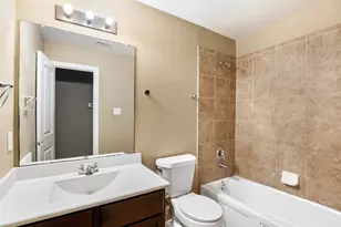 1602 Thornhollow Dr, Houston, TX 77014 - Photo 24