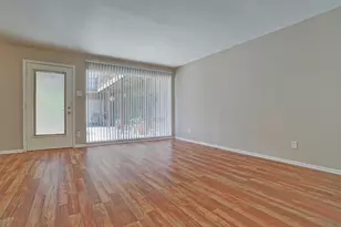 229 Westmoreland St, Houston, TX 77006 - Photo 2