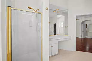 16 Treverstone Ct, Sugar Land, TX 77479 - Photo 20