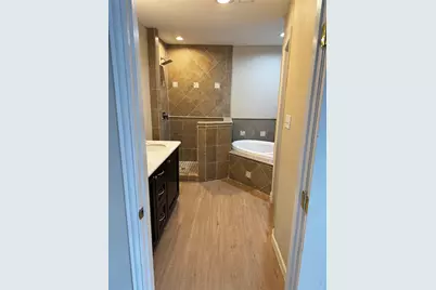 4501 Waycross Drive, Houston, TX 77035 - Photo 6