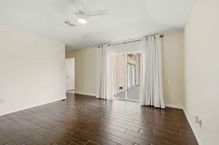 830 Seacliff Dr, Houston, TX 77062 - Photo 14