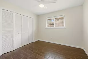830 Seacliff Dr, Houston, TX 77062 - Photo 12