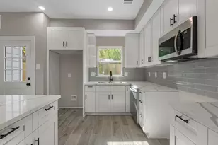 7802 Queen St, Houston, TX 77028 - Photo 12