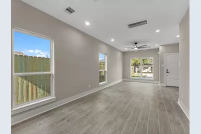7802 Queen Street, Houston, TX 77028 - Photo 26