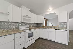 22891 Woodland Dr, Porter, TX 77365 - Photo 8