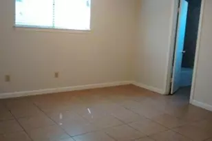 11034 Sagevalley Dr, Houston, TX 77089 - Photo 6