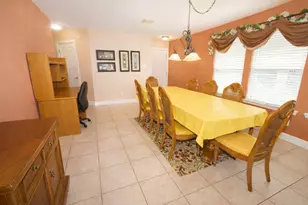9902 Farrell Dr, Houston, TX 77070 - Photo 2